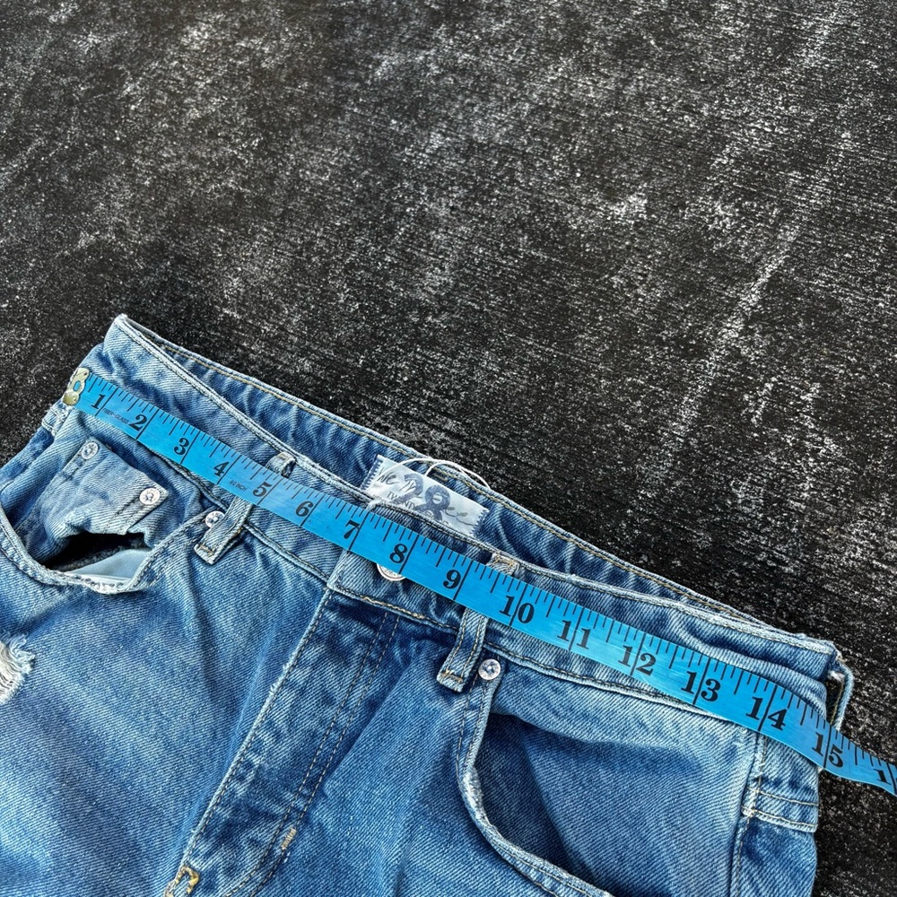 We The Free Light Denim Distressed Flare Jeans size 28 EUC - Picture 8 of 9